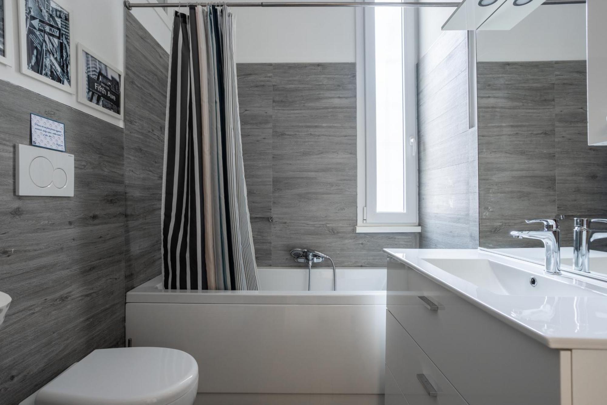 Merulana Deluxe Apartment Rzym Zewnętrze zdjęcie